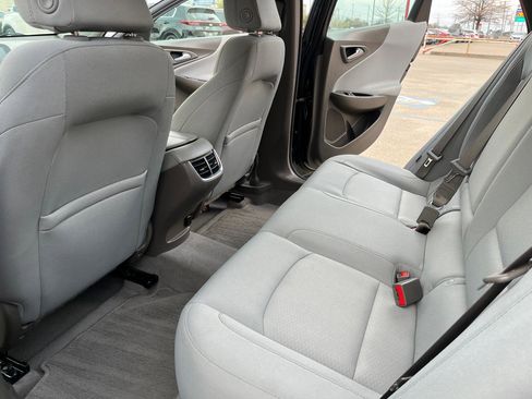 Used 2021 Chevrolet Malibu LT image 8