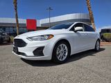 Used 2019 Ford Fusion SE image 2