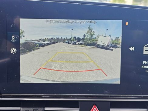 Used 2024 Hyundai Elantra SEL w/ Convenience Package image 25