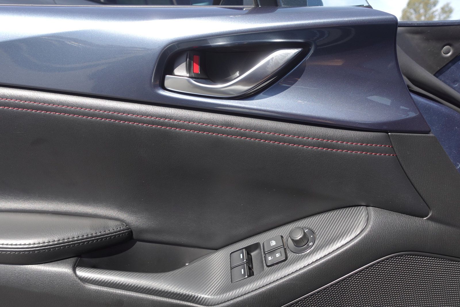 Used 2016 MAZDA MX-5 Miata Grand Touring RWD image 15