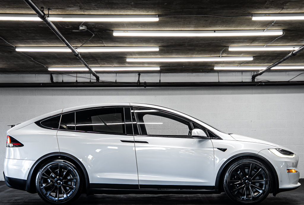 Used 2022 Tesla Model X Plaid AWD/4WD image 6