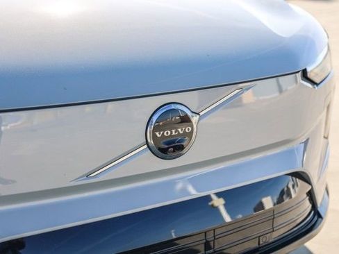 New 2025 Volvo EX90 Ultra image 12