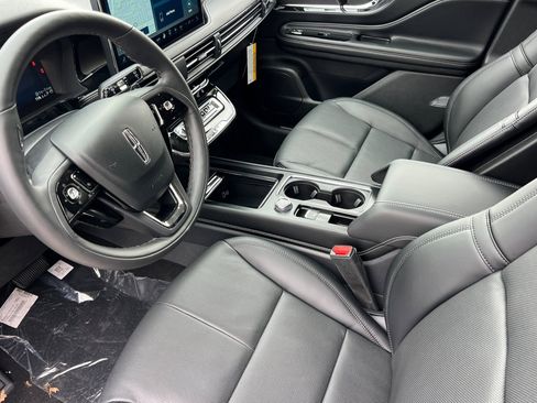 New 2025 Lincoln Corsair Grand Touring w/ Equipment Group 301A image 8