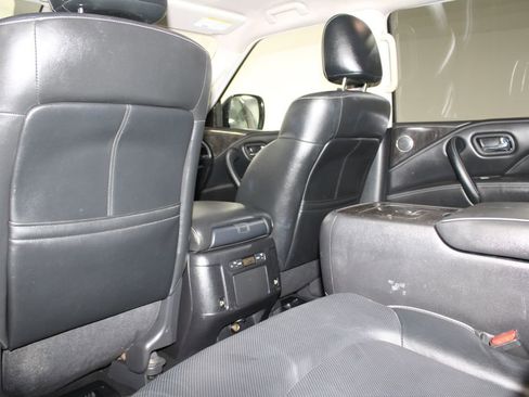 Used 2024 INFINITI QX80 Luxe image 28