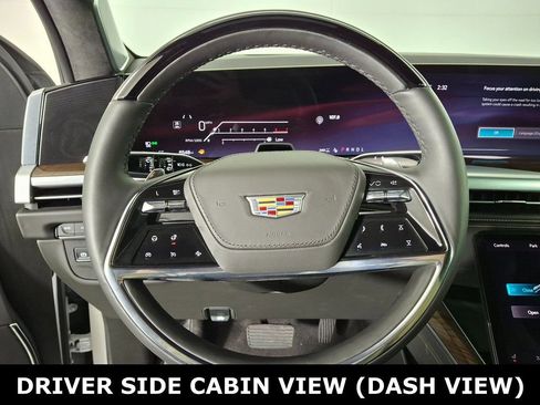 Used 2025 Cadillac Escalade Sport Platinum image 12