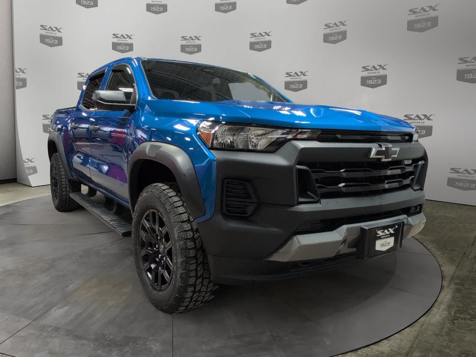 Used 2023 Chevrolet Colorado Trail Boss AWD/4WD image 1