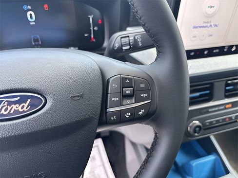 New 2025 Ford Maverick XLT w/ XLT Luxury Package image 22