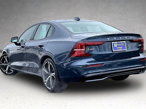 Certified 2024 Volvo S60 B5 Plus image 4