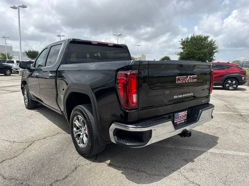 Used 2025 GMC Sierra 1500 SLT RWD image 3