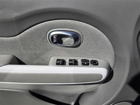 Used 2018 Kia Soul EV image 30