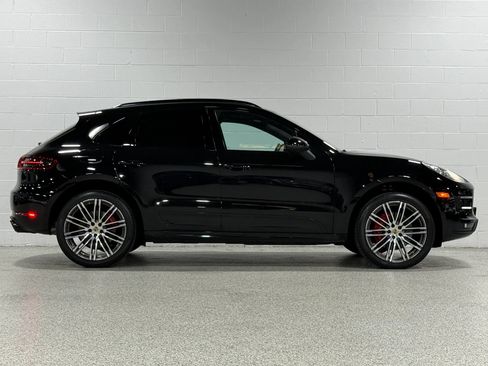 Used 2016 Porsche Macan Turbo AWD/4WD image 5