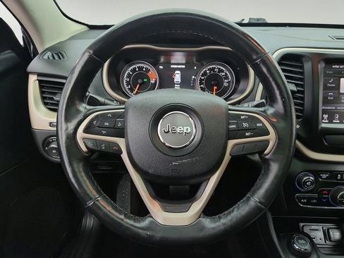 Used 2016 Jeep Cherokee Limited AWD/4WD image 13