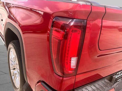 Used 2021 GMC Sierra 1500 Denali w/ Denali Ultimate Package AWD/4WD image 56