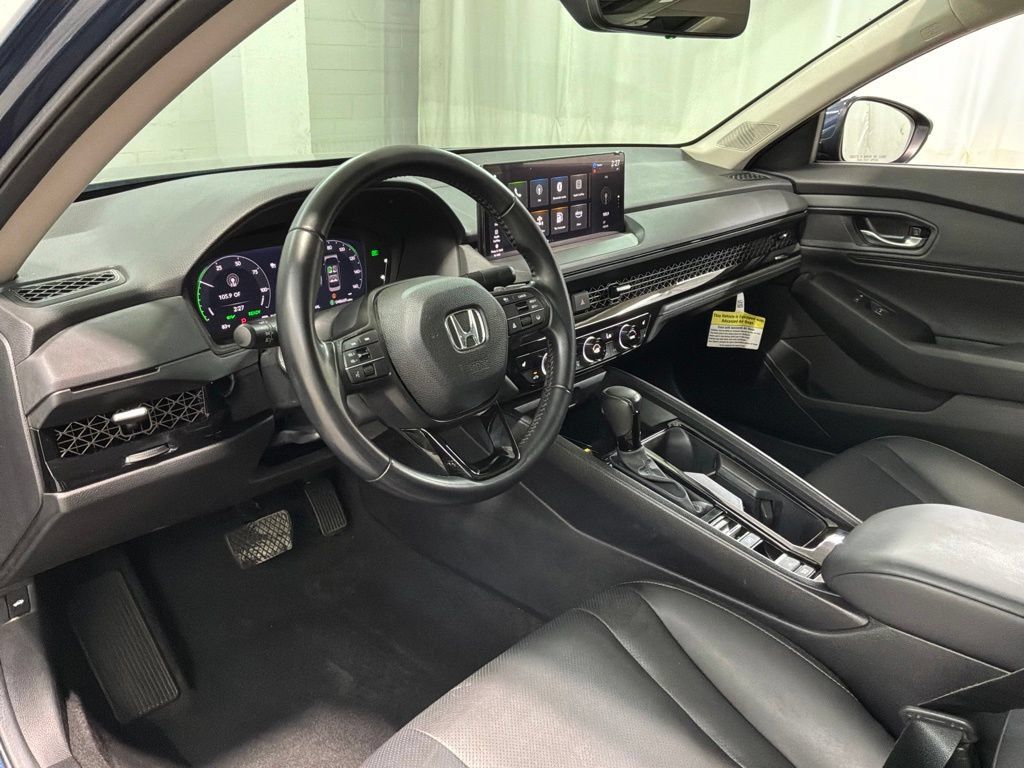 Certified 2025 Honda Accord EX-L image 16