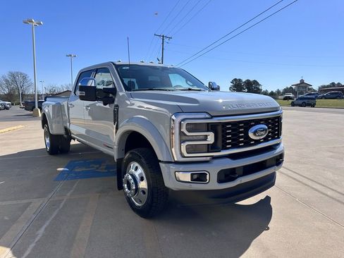 Used 2026 Ford F450 Platinum w/ Platinum Plus Package AWD/4WD image 6