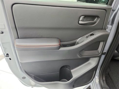 New 2026 Nissan Frontier PRO-4X w/ Pro-4x Convenience Package image 33
