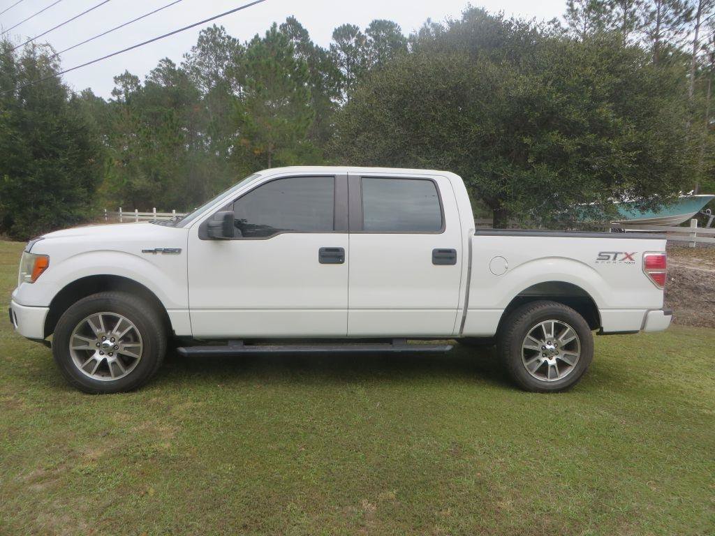 Used 2014 Ford F150 STX w/ Equipment Group 201A Mid AWD/4WD image 1