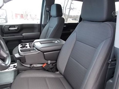 Used 2024 Chevrolet Silverado 2500 W/T w/ WT Convenience Package image 9