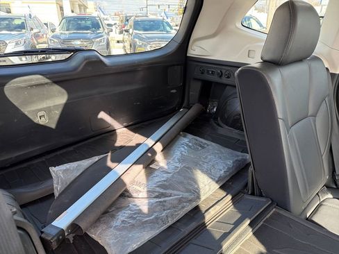 Certified 2022 Subaru Forester Limited image 35