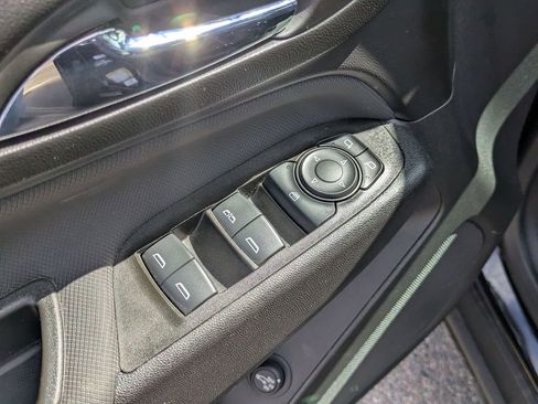 Used 2024 Chevrolet Equinox RS image 11