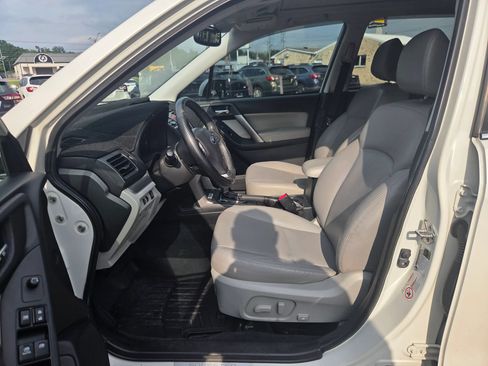 Used 2015 Subaru Forester 2.5i Touring w/ Eyesight & Navigation System AWD/4WD image 9