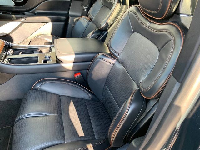 Certified 2025 Lincoln Aviator Black Label AWD/4WD image 17