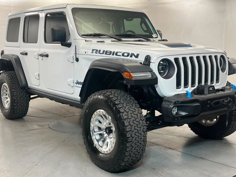 Used 2023 Jeep Wrangler Unlimited Rubicon 4xe w/ Steel Bumper Group AWD/4WD image 8