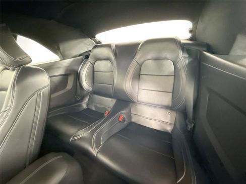 Used 2025 Ford Mustang Premium RWD image 33