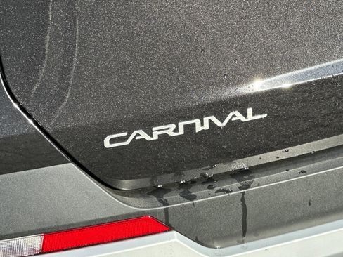 New 2026 Kia Carnival LXS image 27