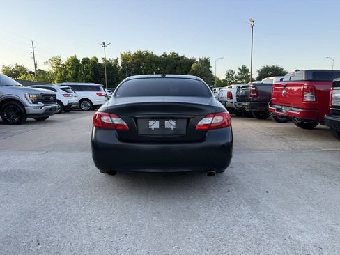 Used 2012 INFINITI M37 w/ Premium Pkg RWD image 38