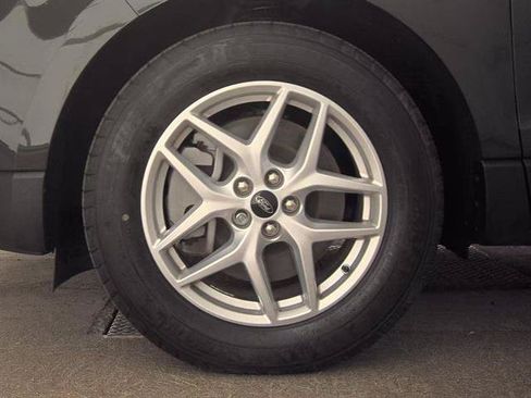 Used 2024 Ford Edge SEL w/ Convenience Package AWD/4WD image 8