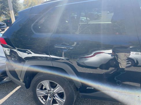 Used 2025 Toyota RAV4 LE image 7