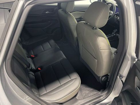 Used 2025 Chevrolet Trax ACTIV image 25