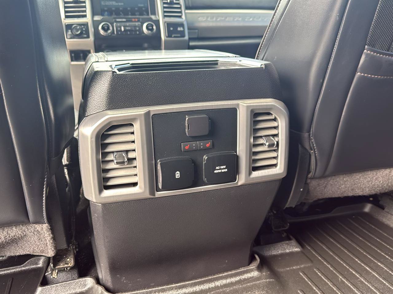Used 2019 Ford F250 Platinum w/ Platinum Ultimate Package AWD/4WD image 17