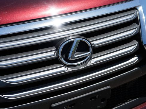 Used 2019 Lexus GX 460 Premium w/ Premium Package AWD/4WD image 3
