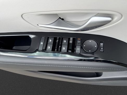 Certified 2026 Hyundai Tucson Limited AWD/4WD image 18