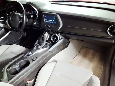 Used 2017 Chevrolet Camaro LT w/ RS Package image 14