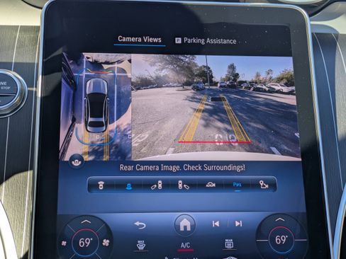 Used 2024 Mercedes-Benz C 300 Sedan image 22