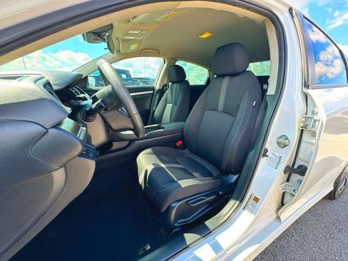 Used 2019 Honda Civic LX image 17