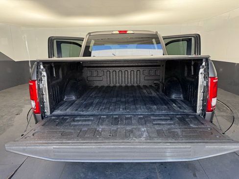 Used 2017 Ford F150 XLT image 6