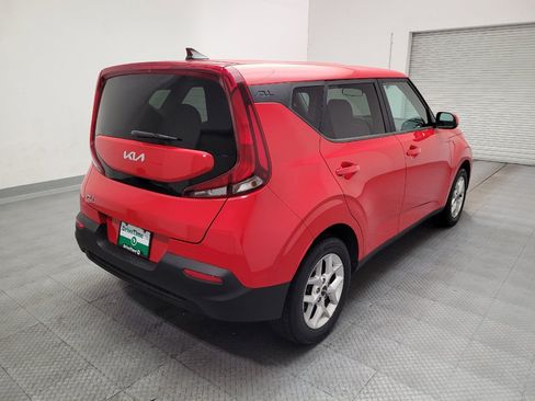 Used 2022 Kia Soul LX w/ Technology Package FWD image 9