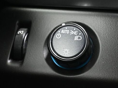 Used 2020 Chevrolet Suburban LS w/ Enhanced Driver Alert Package image 28