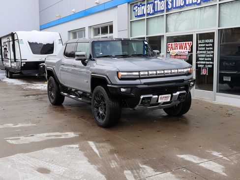 New 2025 GMC Hummer EV 2X image 2