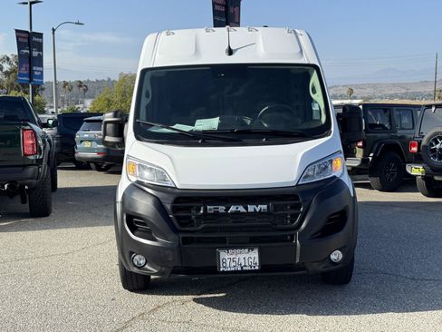 Used 2026 RAM ProMaster 2500 w/ Convenience Group FWD image 2