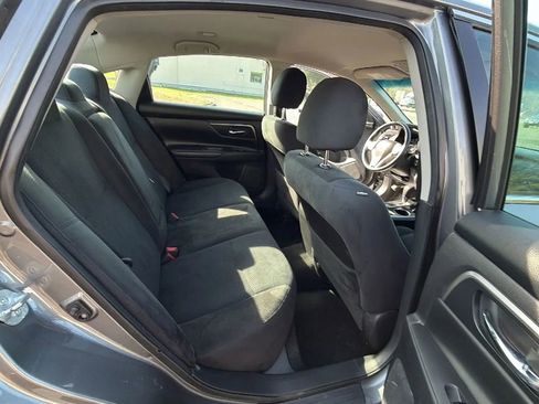 Used 2015 Nissan Altima 2.5 S w/ Power Driver Seat Package FWD image 30
