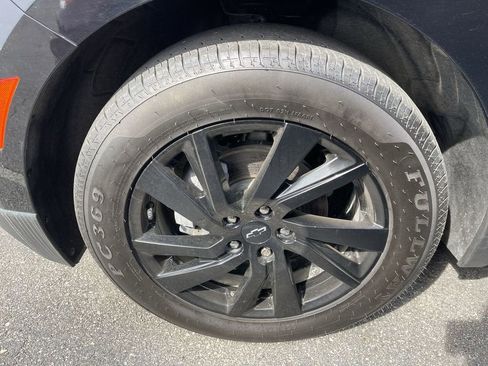 Used 2024 Chevrolet Equinox LS w/ Midnight Edition FWD image 2