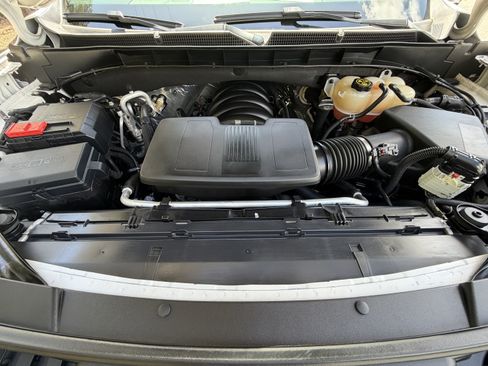 Used 2023 GMC Yukon Denali Ultimate AWD/4WD image 11