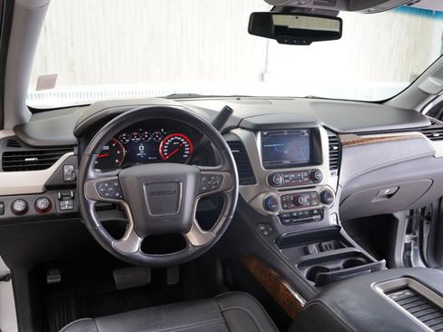 Used 2016 GMC Yukon Denali w/ Open Road Package AWD/4WD image 11