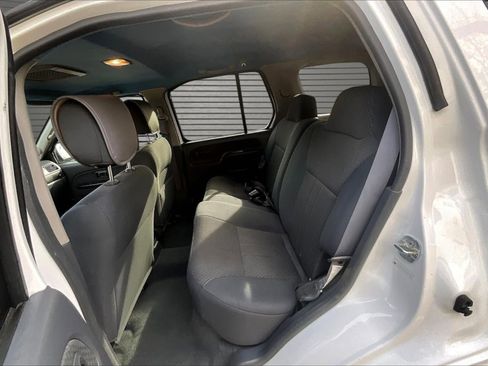 Used 2004 Nissan Xterra XE image 19