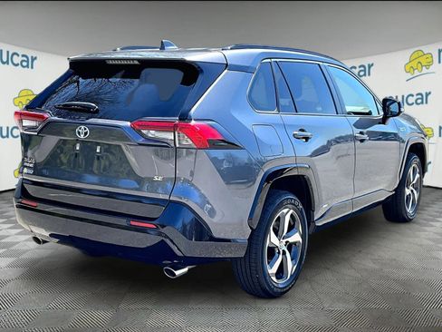 Used 2023 Toyota RAV4 SE w/ Weather & Moonroof Package image 6